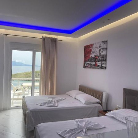 Villa Eden Breeze Sarandë Exteriör bild