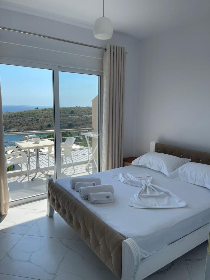 Villa Eden Breeze Sarandë Exteriör bild