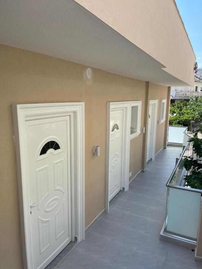 Villa Eden Breeze Sarandë Exteriör bild